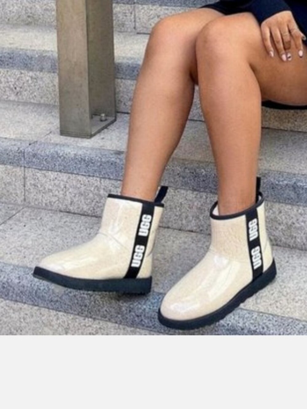 UGG Classic Clear Mini Boots/ Natural /Black  Rain Ankle Boots Logo Trim Size 5